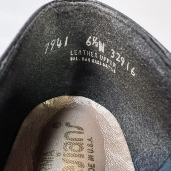 Vintage California Magdesians Women Navy Leather Tassel Shoes 6.5W USA Made - Picture 5 of 15